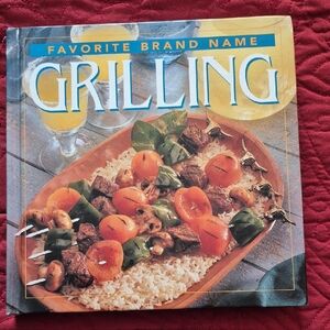 Grilling Cookbook, Hardback